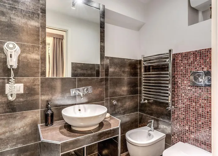 Spagna Boutique 4*